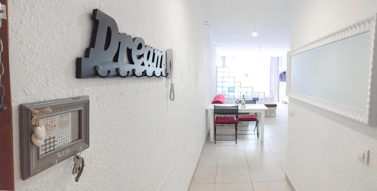 Paraiso Loft Main-Street Corralejo Wi-Fi คอร์ราเลโฮ ภายนอก รูปภาพ