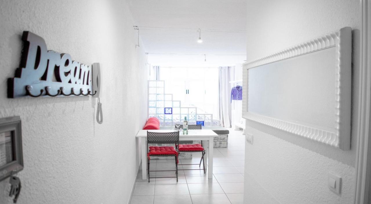 Paraiso Loft Main-Street Corralejo Wi-Fi คอร์ราเลโฮ ภายนอก รูปภาพ